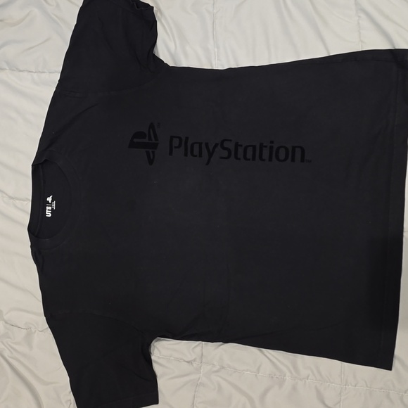 Uniqlo Other - Uniqlo Black PlayStation Tee